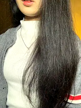 Snapshot of Nhinhi18 chatting on December 15, 2:54 pm Nhinhi18 online show from December 15, 2:54 pm