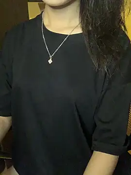 Snapshot of Nhinhi18 chatting on July 13, 3:26 pm Nhinhi18 online show from July 13, 3:26 pm