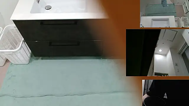 Snapshot of C-4bomb chatting on February 22, 10:36 am C-4bomb online show from February 22, 10:36 am