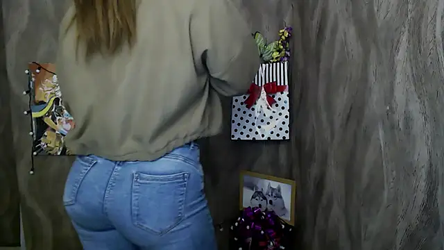 Linda S  online show from October 7, 11:18 am