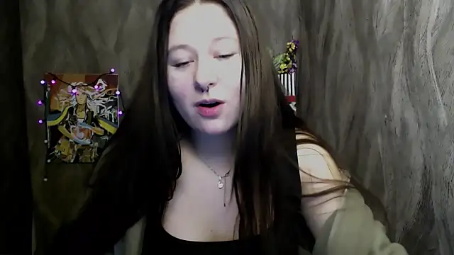 Linda S  online show from November 18, 5:17 pm