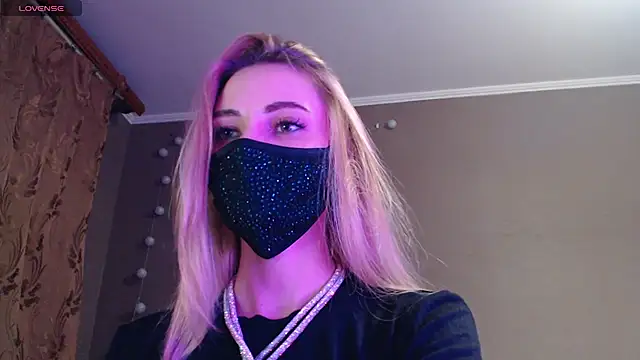 Iris lave online show from November 1, 4:31 pm