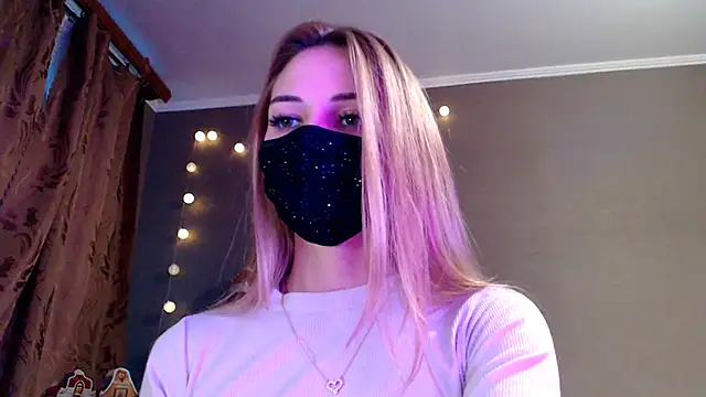 Snapshot of Iris_lave chatting on January 10, 2:30 pm Iris lave online show from January 10, 2:30 pm