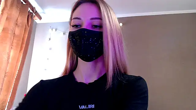 Snapshot of Iris_lave chatting on February 3, 1:16 pm Iris lave online show from February 3, 1:16 pm