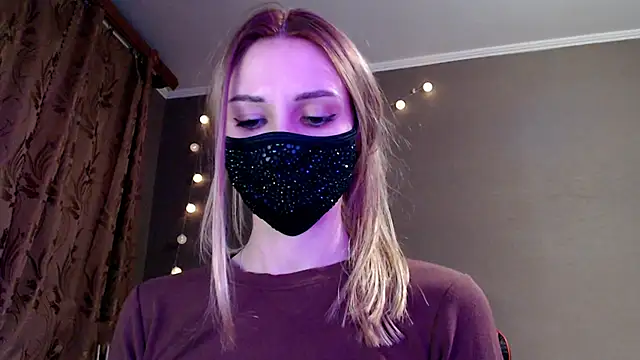 Snapshot of Iris_lave chatting on February 19, 4:03 pm Iris lave online show from February 19, 4:03 pm