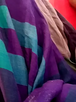 hackyourpussyxh online show from November 18, 2:39 am