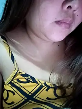 sweetbigtits19 online show from April 11, 4:11 pm