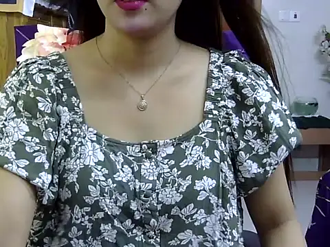 Snapshot of Obonti_2000 chatting on October 27, 5:17 pm Obonti 2000 online show from October 27, 5:17 pm