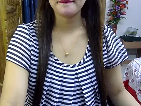 Snapshot of Obonti_2000 chatting on November 25, 4:18 pm Obonti 2000 online show from November 25, 4:18 pm