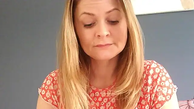 Ginger-bb online show from April 13, 6:08 am