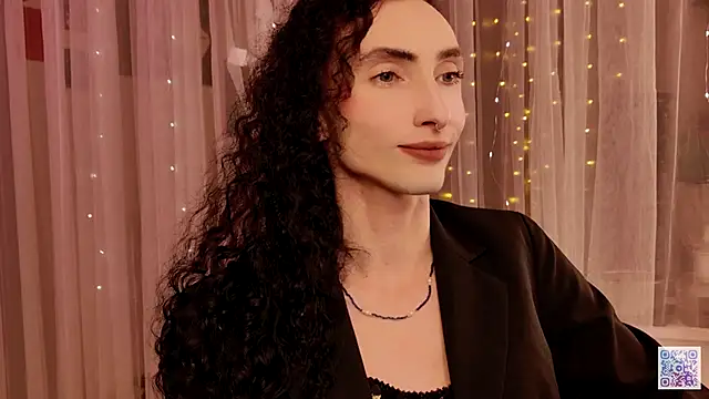 Snapshot of Queen_of_tease chatting on November 27, 6:54 pm Queen of tease online show from November 27, 6:54 pm