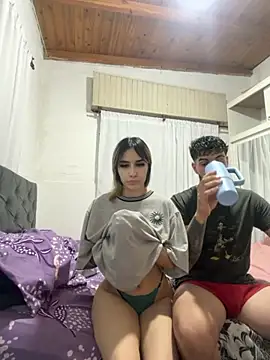 Snapshot of Babylovetiernax chatting on October 19, 4:24 am Babylovetiernax online show from October 19, 4:24 am