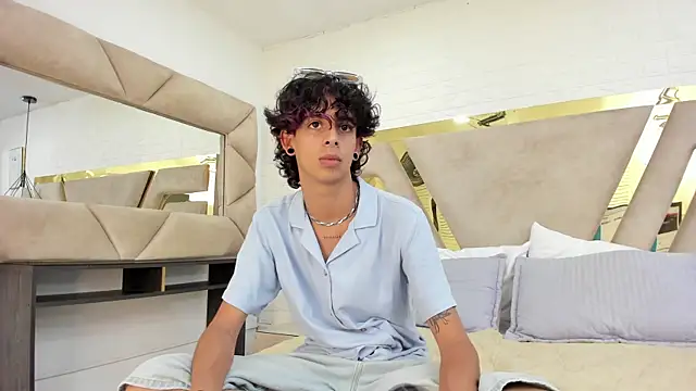 Ibratxandy online show from September 10, 8:53 pm