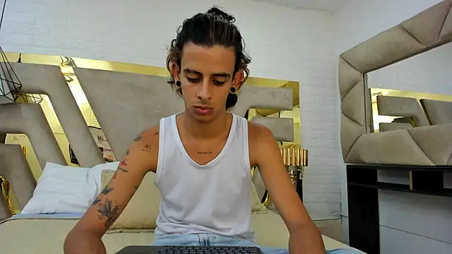 Ibratxandy online show from September 24, 7:28 pm