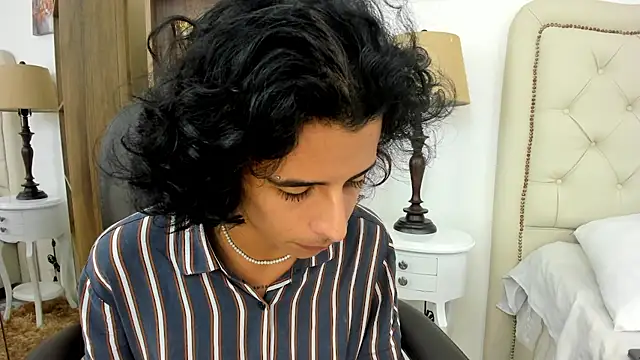 Ibratxandy online show from February 19, 7:10 pm