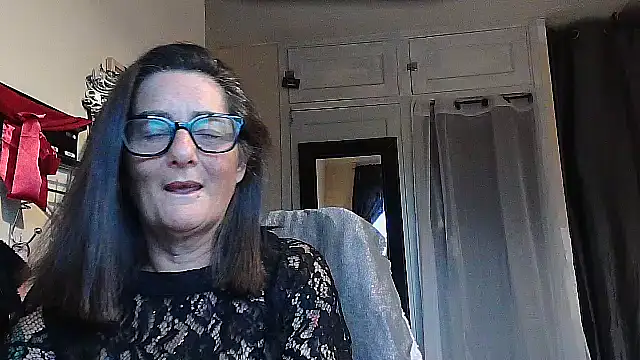 Mistress-Ivy51 online show from October 17, 6:38 am