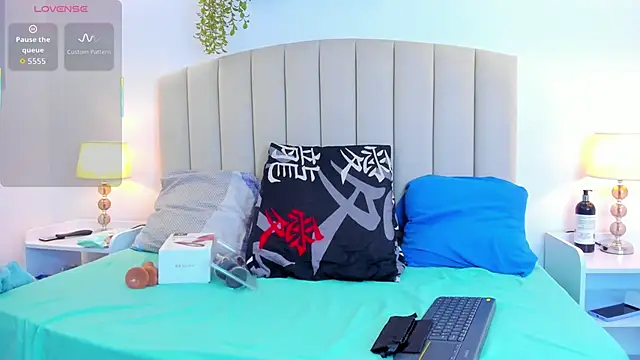 Snapshot of Rachel_Donnelly chatting on October 1, 4:40 am Rachel Donnelly online show from October 1, 4:40 am