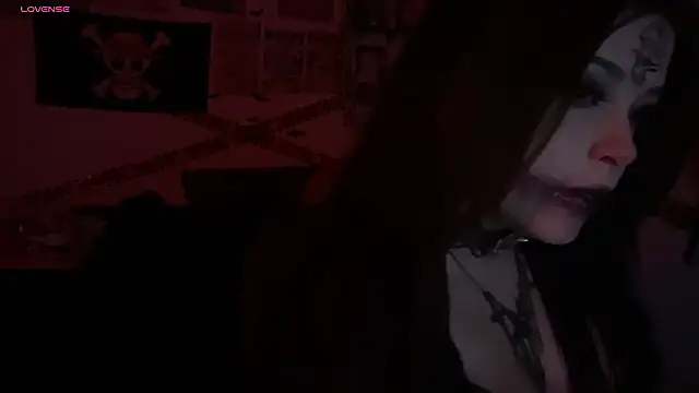 PixelKitty  online show from October 31, 11:06 pm