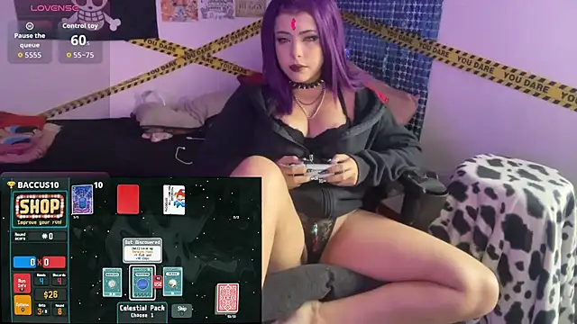 PixelKitty  online show from November 13, 9:36 pm