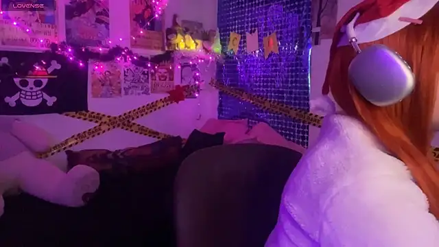 PixelKitty  online show from December 17, 10:49 pm