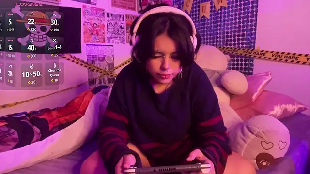 PixelKitty  online show from June 2, 1:40 am
