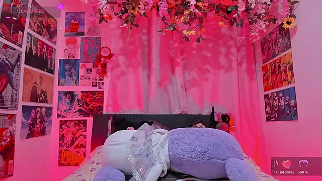 FluffyMelons online show from February 11, 10:59 pm