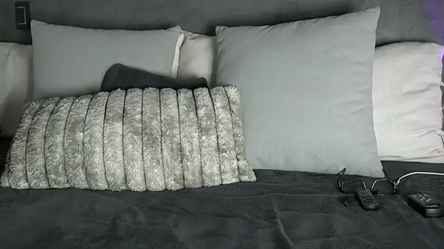 joesteel online show from March 7, 3:31 pm