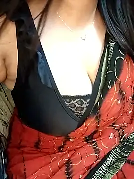 sassylisa online show from April 5, 9:01 pm