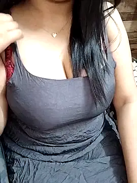 sassylisa online show from April 17, 6:27 am