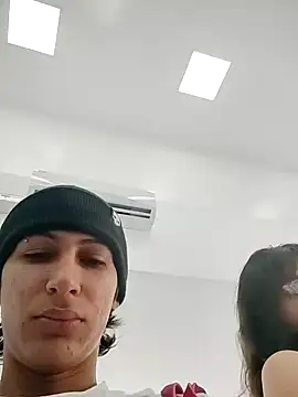 Snapshot of DavidAndClare chatting on September 23, 3:48 pm DavidAndClare online show from September 23, 3:48 pm