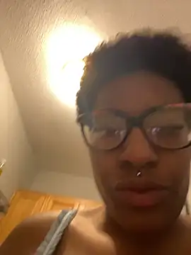 Tu GataLinda online show from November 22, 1:59 am