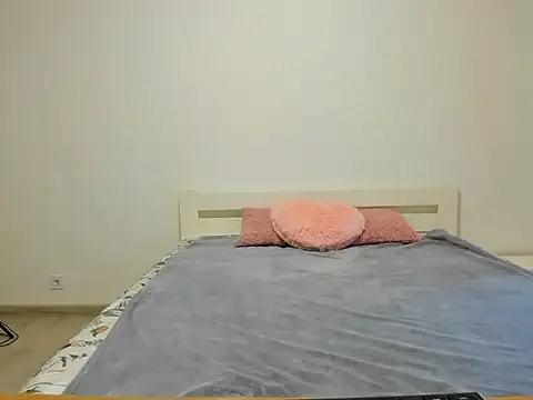 marylips online show from November 12, 8:48 am