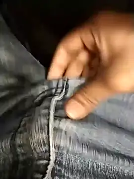 Snapshot of Ajayy01 chatting on December 15, 8:18 am Ajayy01 online show from December 15, 8:18 am