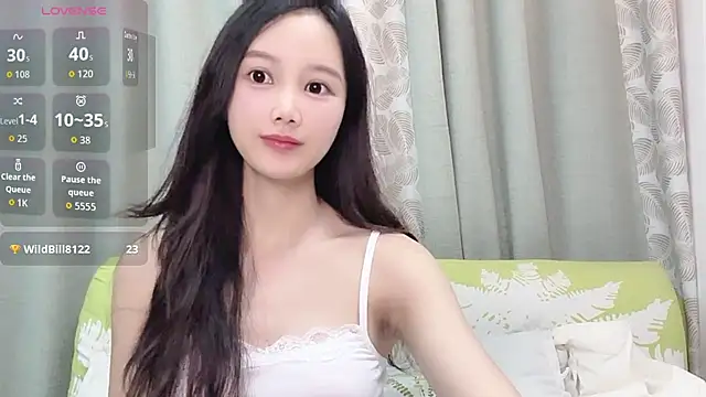 Aiyi909- online show from March 6, 4:36 pm