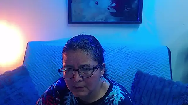 Snapshot of Linda_banks_ chatting on November 29, 2:14 am Linda banks online show from November 29, 2:14 am