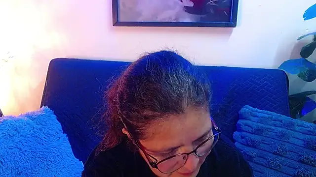 Linda banks  online show from March 21, 2:05 am