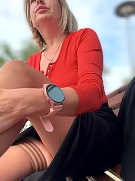 Snapshot of Milena-MilfaXXX chatting on September 13, 3:39 am Milena-MilfaXXX online show from September 13, 3:39 am