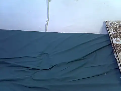 Snapshot of Horny_Tamara chatting on September 28, 8:36 pm Horny Tamara online show from September 28, 8:36 pm