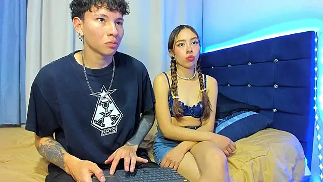 Snapshot of Tatiiana_n_Damiian chatting on October 19, 11:05 pm Tatiiana n Damiian online show from October 19, 11:05 pm