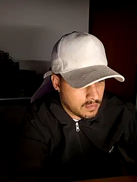 Snapshot of Mineirinhoot chatting on December 20, 2:29 am Mineirinhoot online show from December 20, 2:29 am