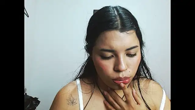 Naomi-Simpson online show from October 26, 1:00 am