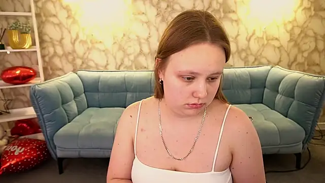 CrystallPaws online show from March 29, 5:40 am