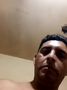 125Delfin90 online show from April 8, 1:05 am