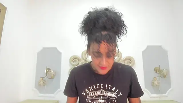 OnlyGia online show from January 17, 10:35 pm