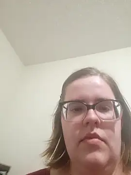 VeiledMuse online show from April 5, 2:31 am