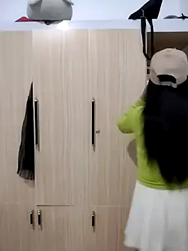 Snapshot of asian_2k chatting on November 13, 8:35 am asian 2k online show from November 13, 8:35 am