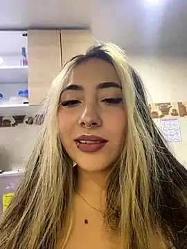 Snapshot of _ManuVeelez chatting on September 9, 2:55 am ManuVeelez online show from September 9, 2:55 am