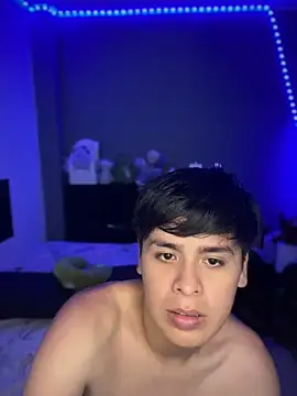 Kailertwink online show from February 26, 4:22 am