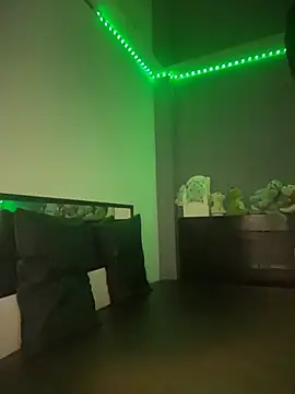 Kailertwink online show from March 14, 12:28 am