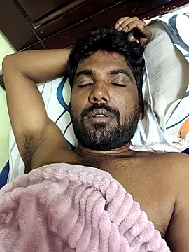 Snapshot of wild_sixer chatting on February 19, 6:37 pm wild sixer online show from February 19, 6:37 pm